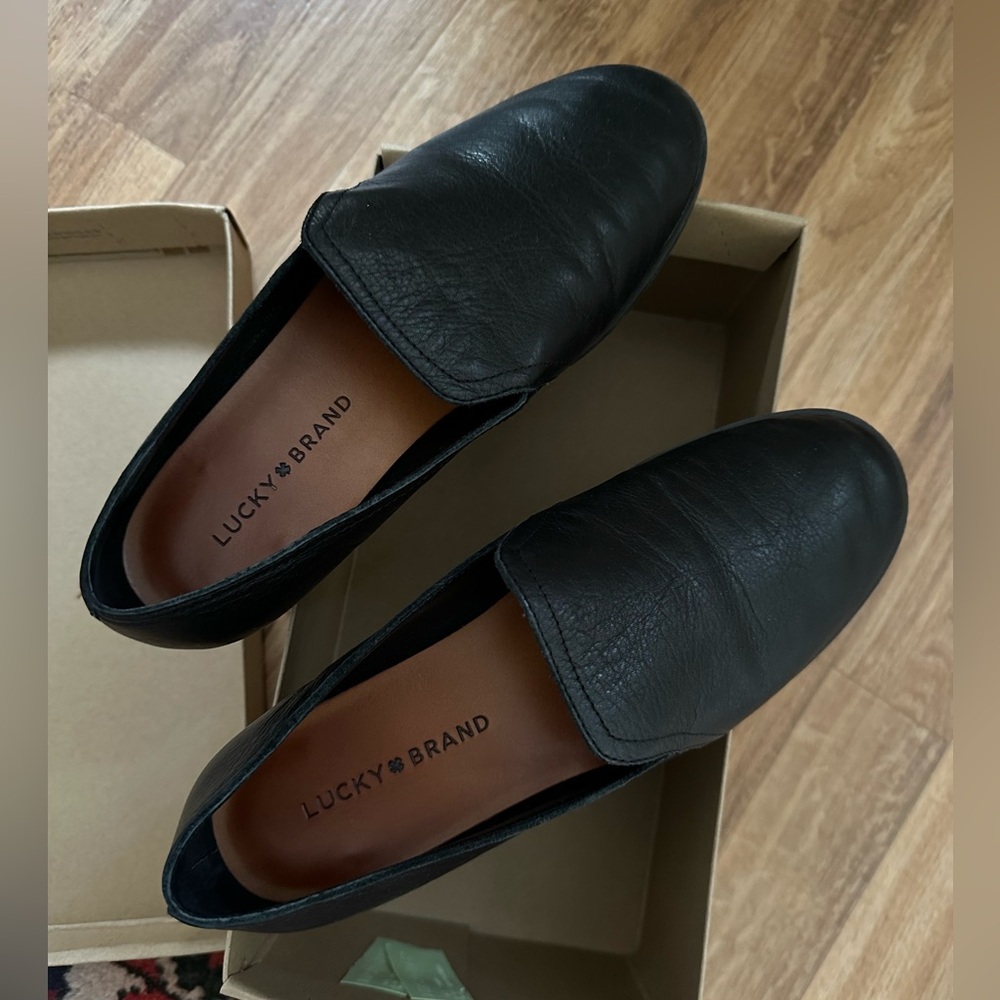 Lucky brazio, lightly worn, black loafers, size 8